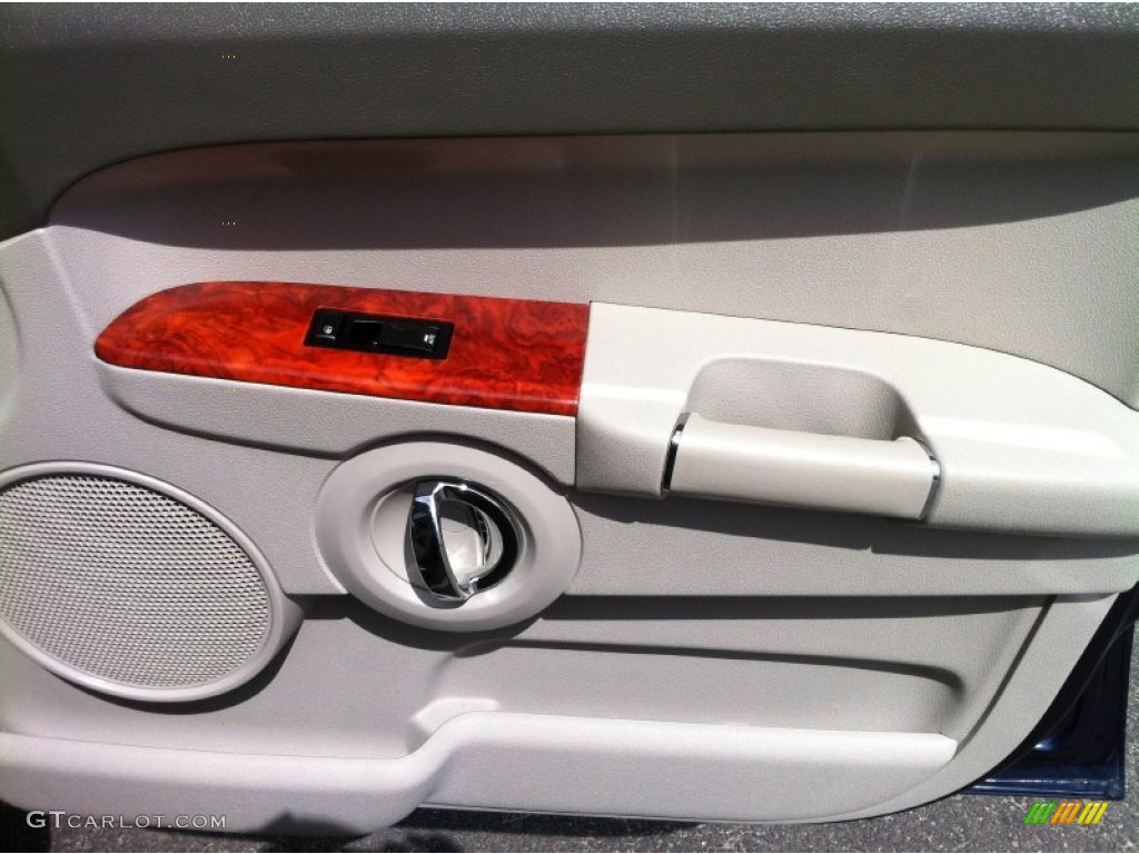 2006 Commander Limited 4x4 - Midnight Blue Pearl / Dark Slate Gray/Light Graystone photo #8