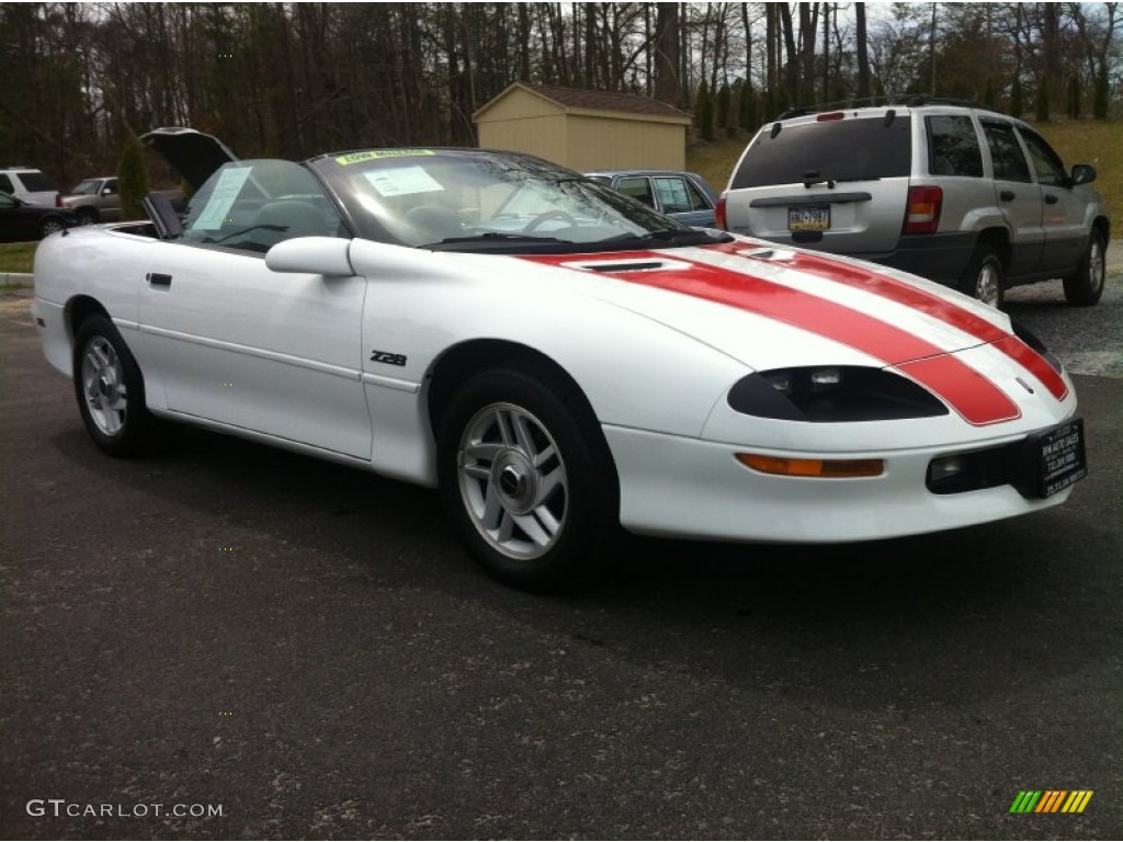 Arctic White 1995 Chevrolet Camaro Z28 Convertible Exterior Photo #80066933