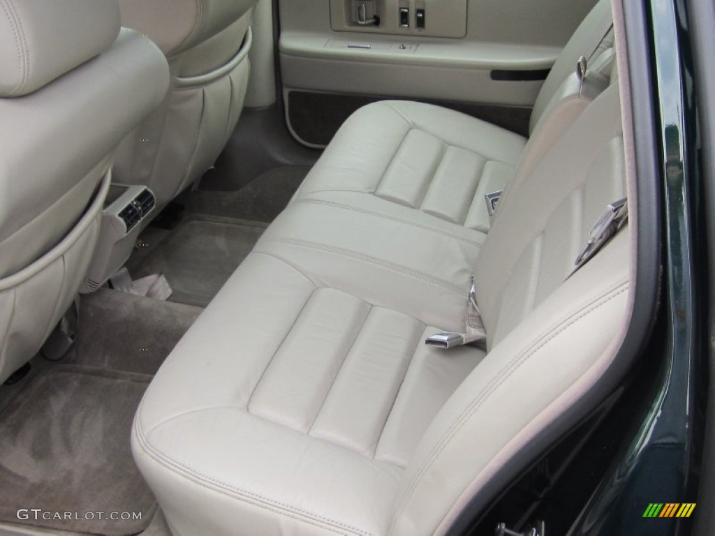 Neutral Shale Interior 1996 Cadillac DeVille Sedan Photo #80066993