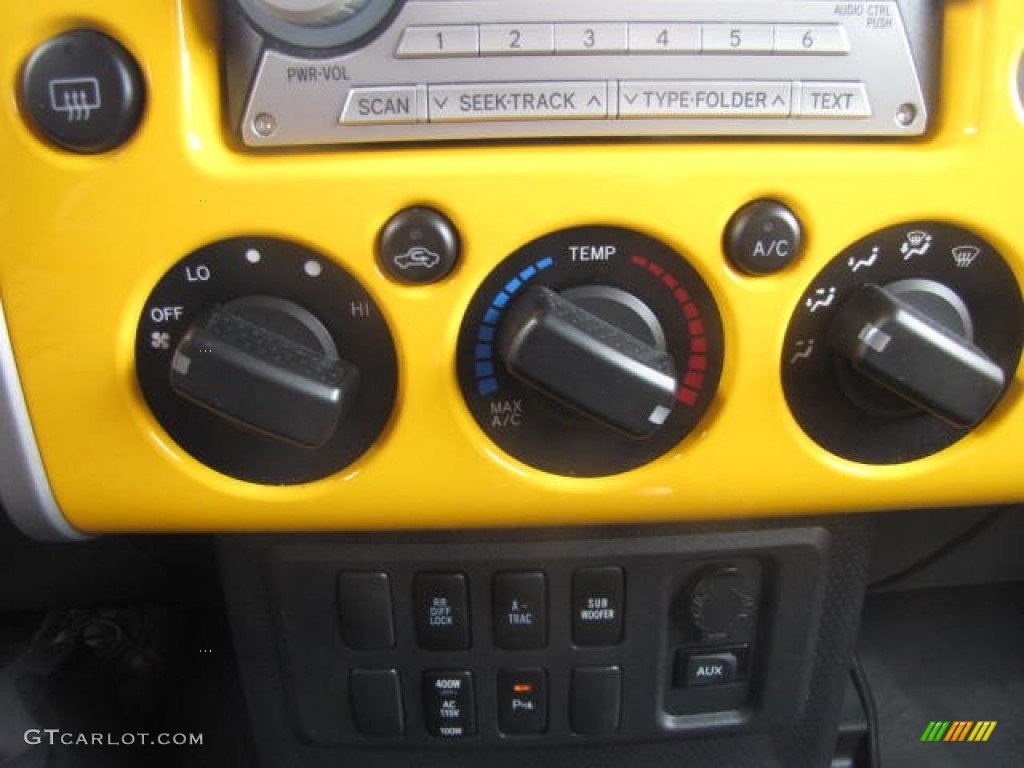 2007 Toyota FJ Cruiser 4WD Controls Photo #80069042