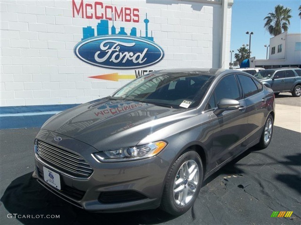 2013 Fusion SE 1.6 EcoBoost - Sterling Gray Metallic / Charcoal Black photo #2