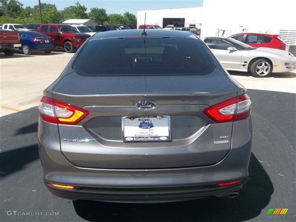 2013 Fusion SE 1.6 EcoBoost - Sterling Gray Metallic / Charcoal Black photo #5