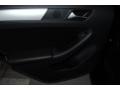 Black Uni - Jetta SE Sedan Photo No. 19