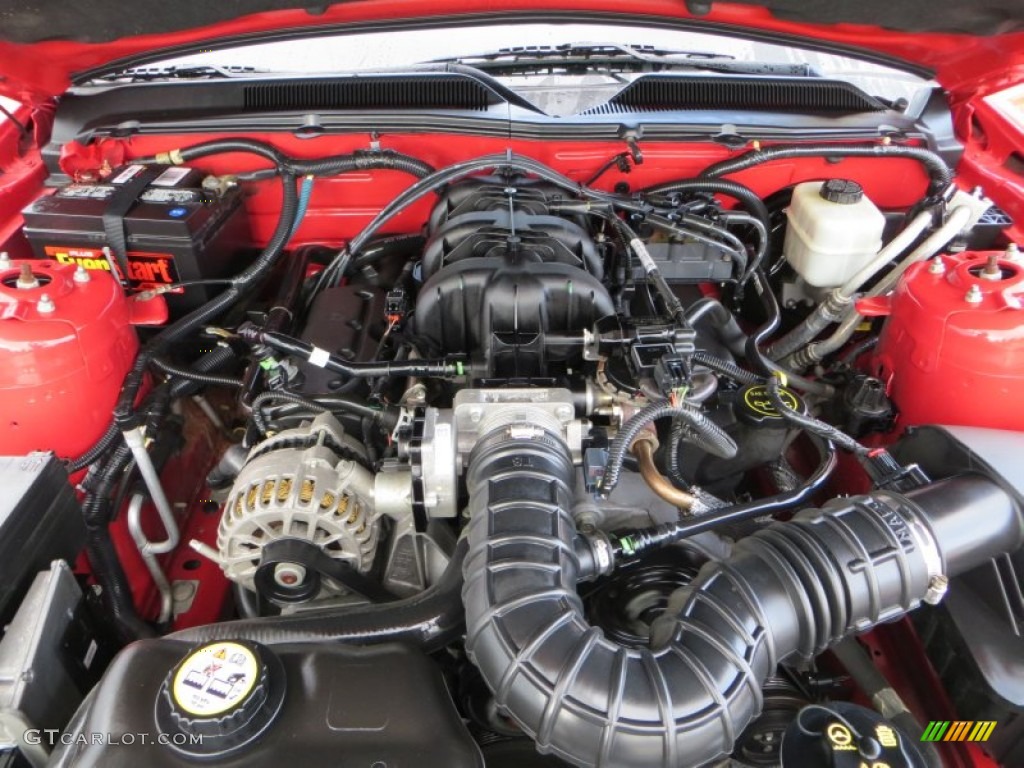 2007 Mustang V6 Deluxe Convertible - Torch Red / Dark Charcoal photo #24
