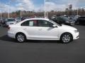 Candy White - Jetta SE Sedan Photo No. 4