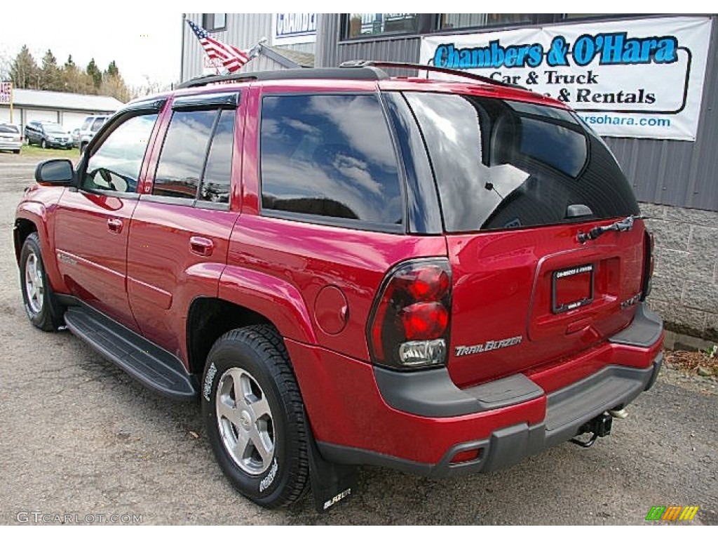 2004 TrailBlazer LT 4x4 - Medium Red Metallic / Dark Pewter photo #7