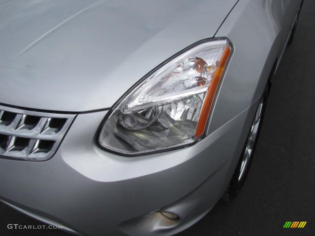 2011 Rogue SL AWD - Silver Ice Metallic / Black photo #9