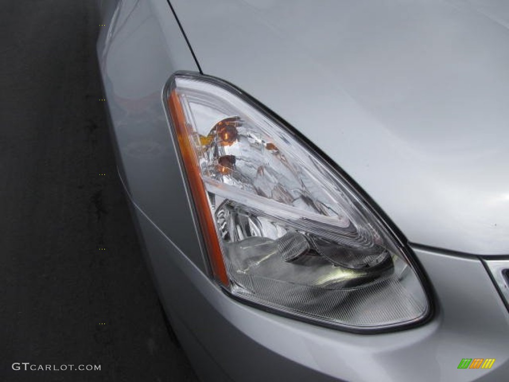 2011 Rogue SL AWD - Silver Ice Metallic / Black photo #10