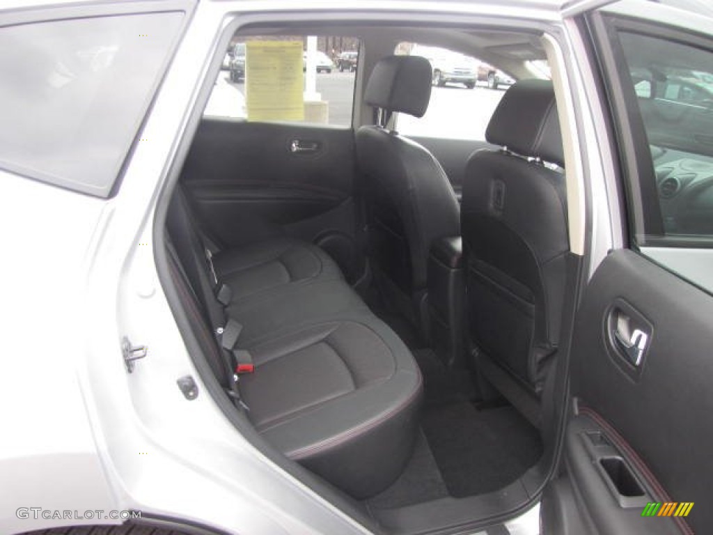 2011 Rogue SL AWD - Silver Ice Metallic / Black photo #23