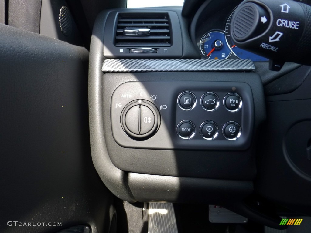 2013 Maserati GranTurismo Sport Coupe Controls Photo #80076993