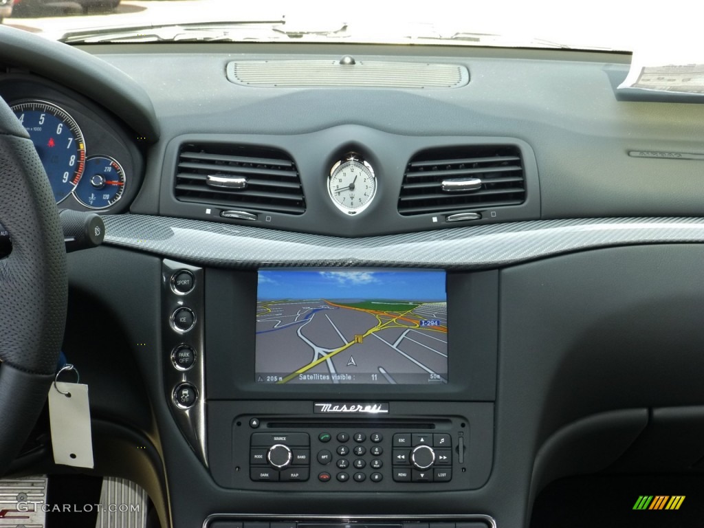 2013 Maserati GranTurismo Sport Coupe Controls Photo #80077164