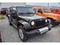 Black - Wrangler Unlimited Sahara 4x4 Photo No. 4