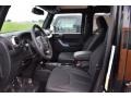 Black - Wrangler Unlimited Sahara 4x4 Photo No. 5