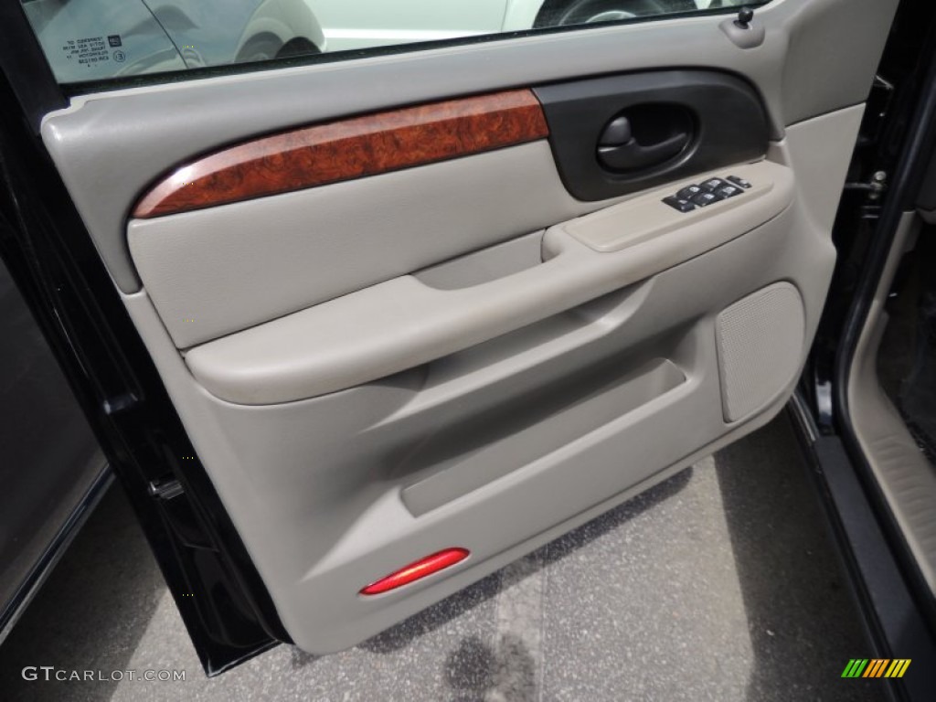 2004 Isuzu Ascender S Pewter Door Panel Photo #80079046
