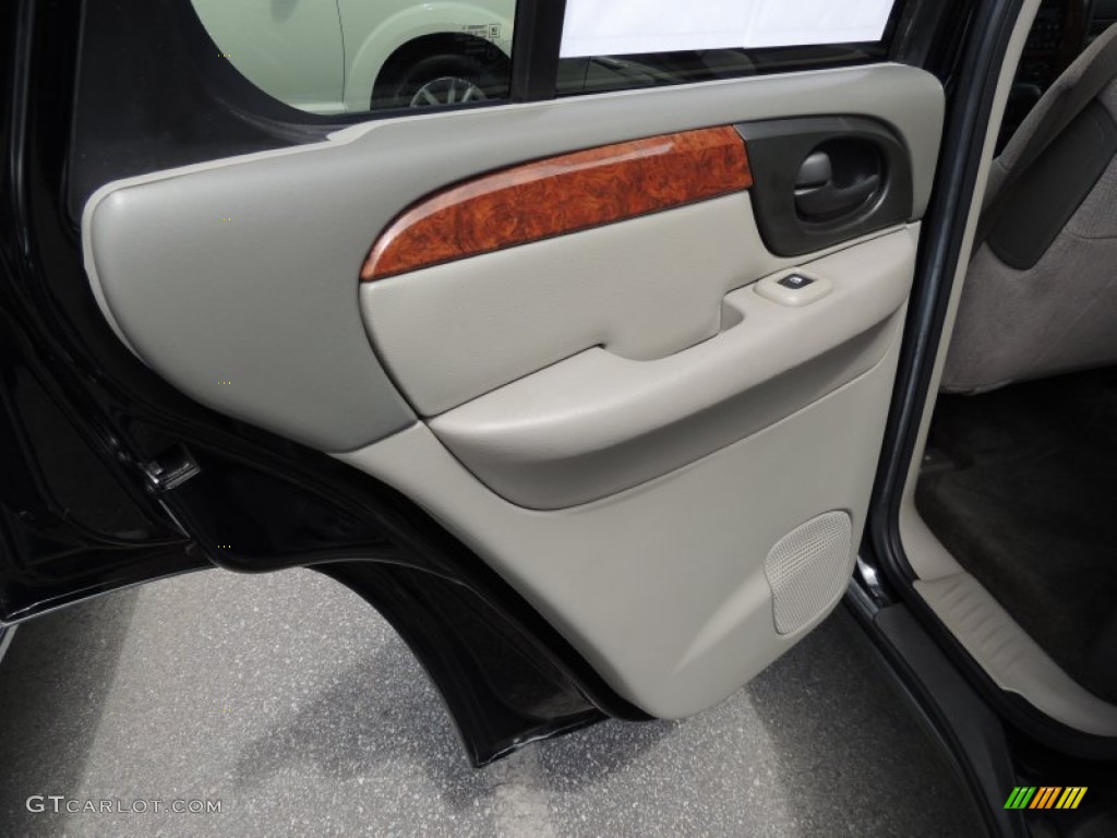 2004 Isuzu Ascender S Pewter Door Panel Photo #80079093