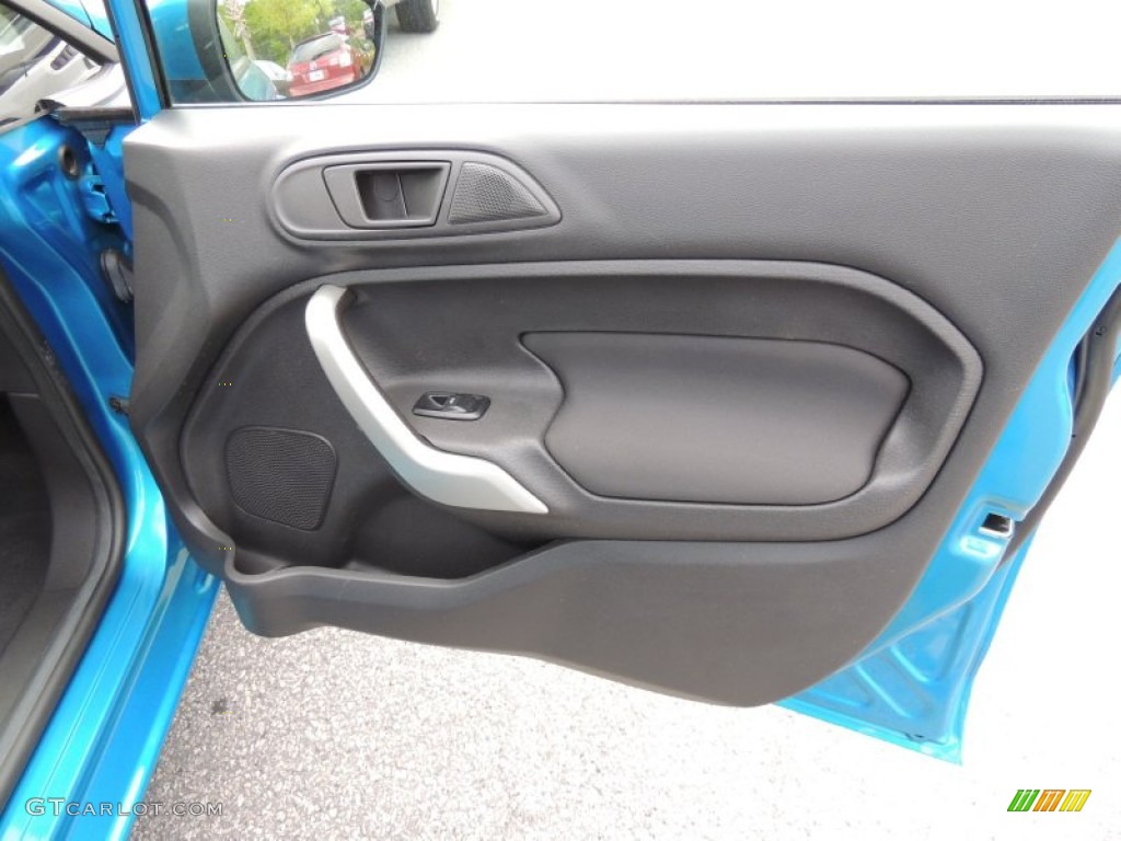 2012 Fiesta SE Hatchback - Blue Candy Metallic / Charcoal Black/Blue photo #9