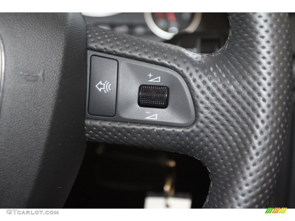 2008 Audi RS4 4.2 quattro Convertible Controls Photo #80080724