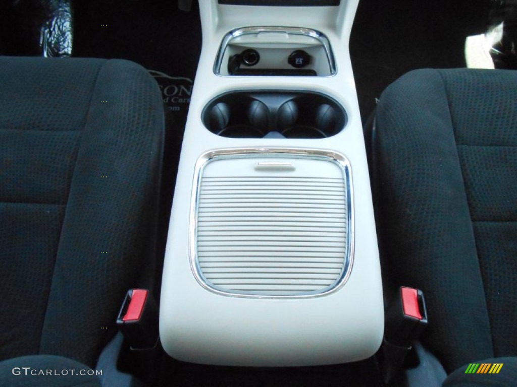 2012 Grand Caravan Crew - Dark Charcoal Pearl / Black/Light Graystone photo #15