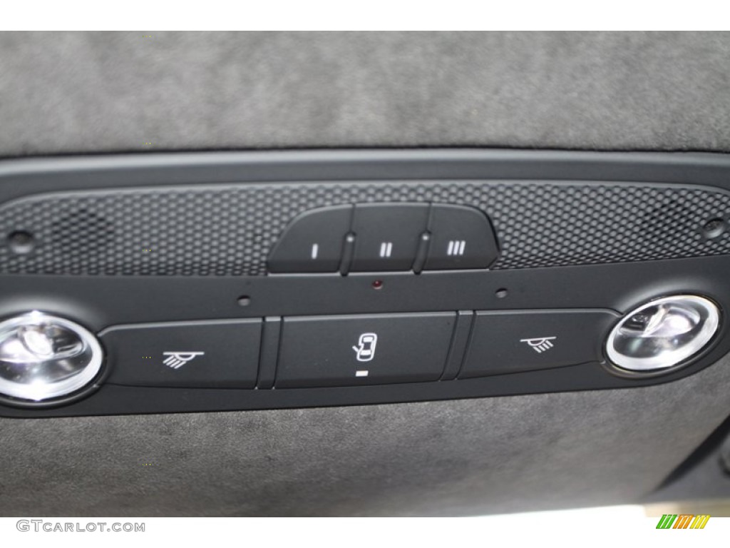 2009 Audi R8 4.2 FSI quattro Controls Photo #80082440