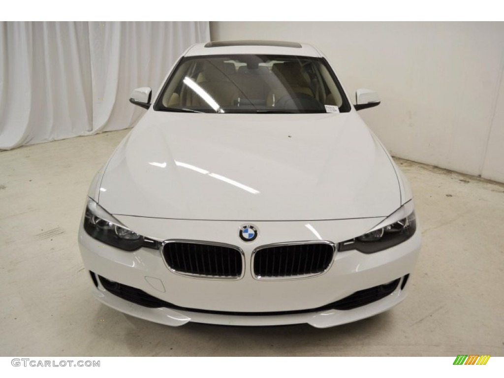 2013 3 Series 328i Sedan - Alpine White / Venetian Beige photo #4