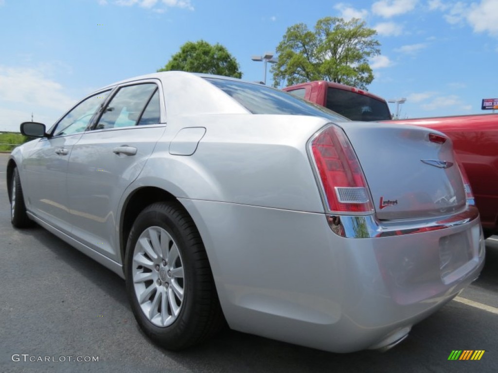 2012 300  - Bright Silver Metallic / Black photo #2