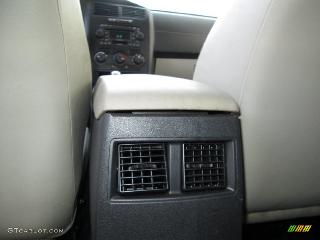 2005 Magnum SXT - Mineral Gray Metallic / Dark Slate Gray/Light Graystone photo #24