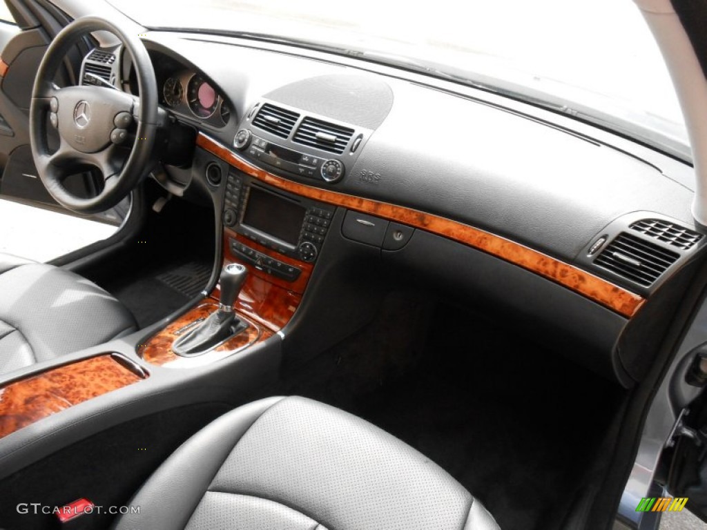 2007 Mercedes-Benz E 350 Sedan Black Dashboard Photo #80088834