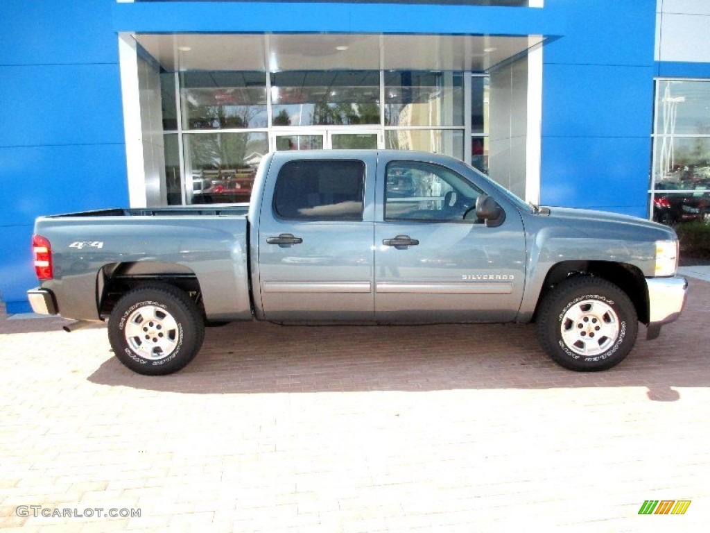 2013 Silverado 1500 LT Crew Cab 4x4 - Blue Granite Metallic / Ebony photo #3