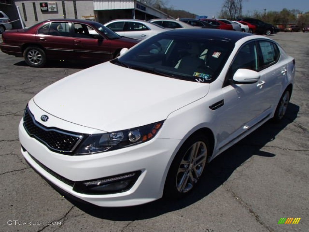 2013 Optima LX - Snow White Pearl / Gray photo #4