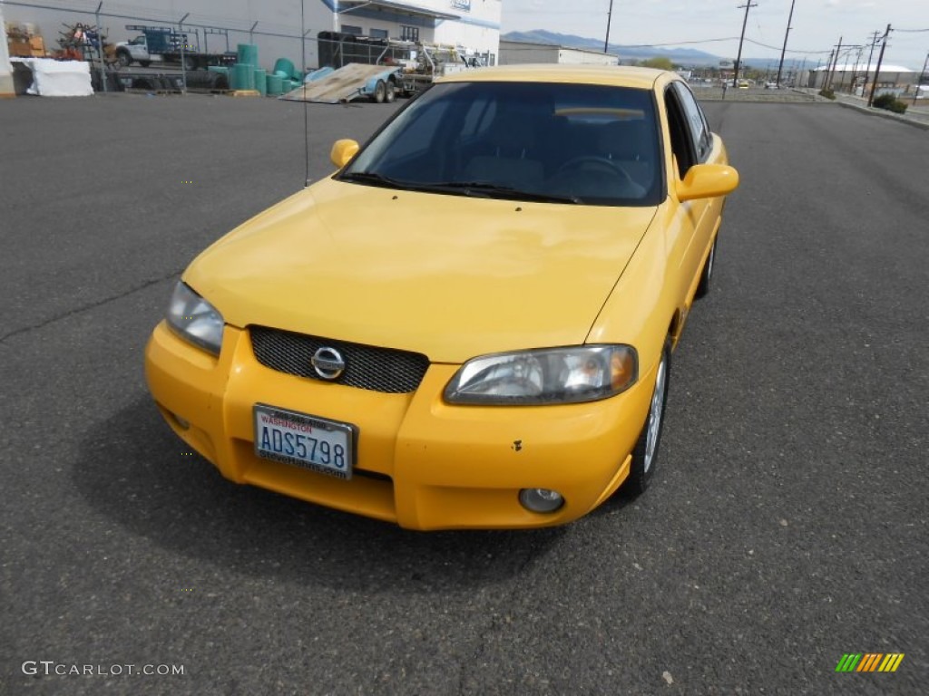 2003 Sentra SE-R - Sunburst Yellow / Stone Gray photo #2
