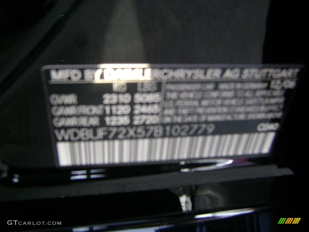 2007 E 550 Sedan - Black / Black photo #22