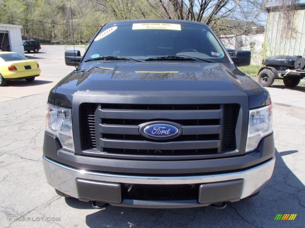 2010 F150 XL SuperCab 4x4 - Tuxedo Black / Medium Stone photo #3