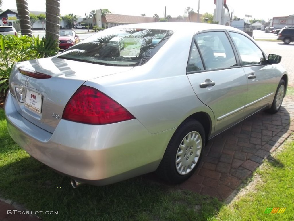 2006 Accord Value Package Sedan - Alabaster Silver Metallic / Gray photo #5