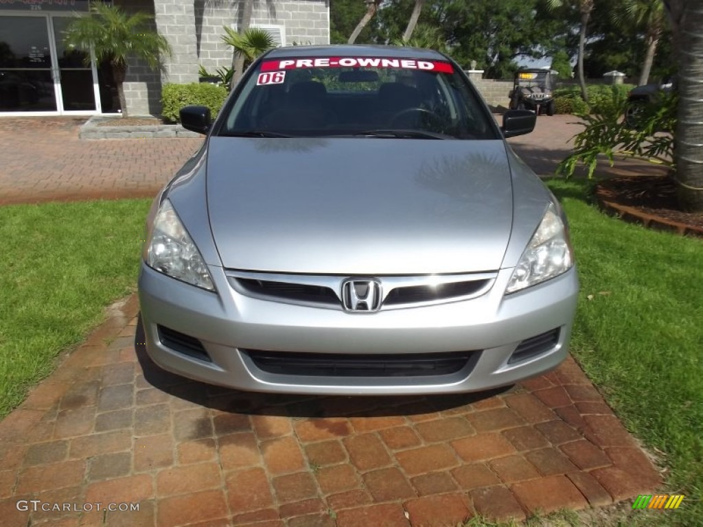 2006 Accord Value Package Sedan - Alabaster Silver Metallic / Gray photo #8
