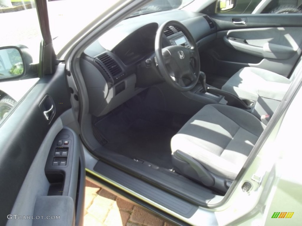 2006 Accord Value Package Sedan - Alabaster Silver Metallic / Gray photo #10