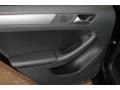 Black Uni - Jetta TDI Sedan Photo No. 26