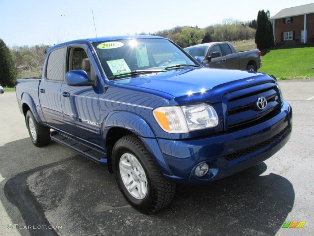 2005 Tundra Limited Double Cab 4x4 - Spectra Blue Mica / Taupe photo #5