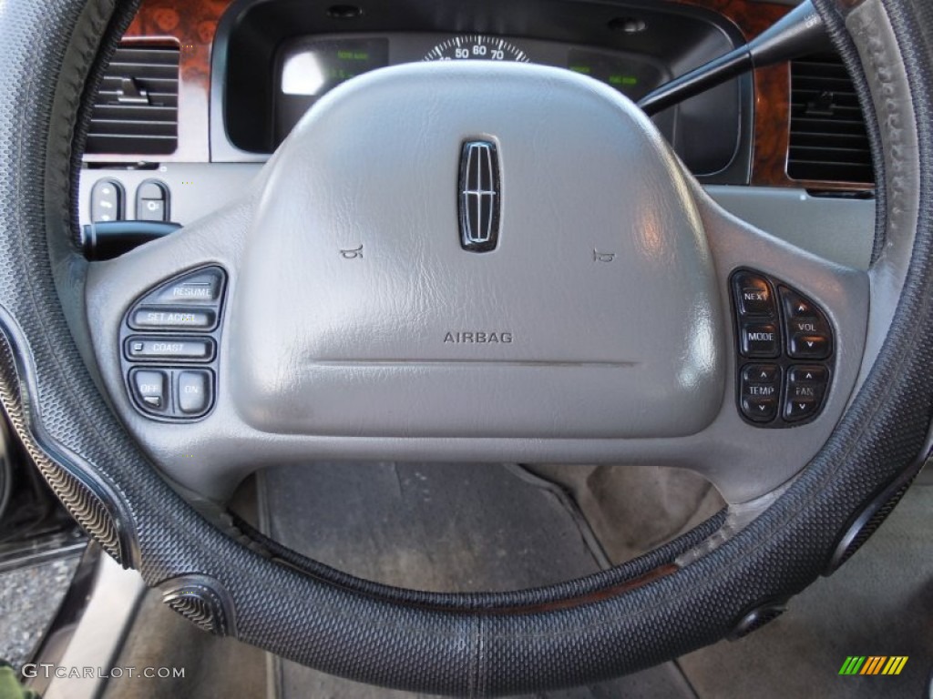 2001 Town Car Cartier - Black Clearcoat / Light Graphite photo #11