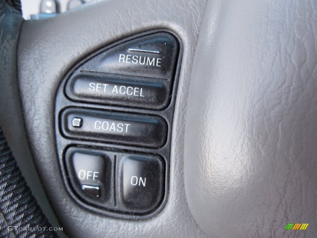 2001 Town Car Cartier - Black Clearcoat / Light Graphite photo #13