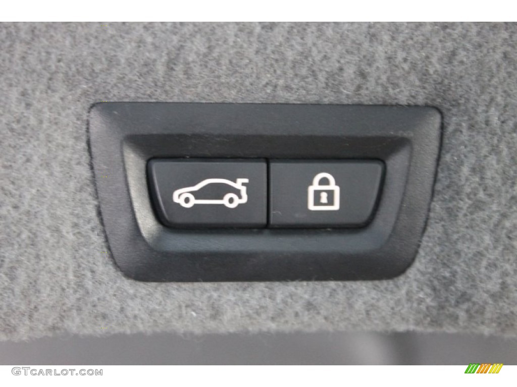2011 BMW 7 Series 750Li Sedan Controls Photo #80098480