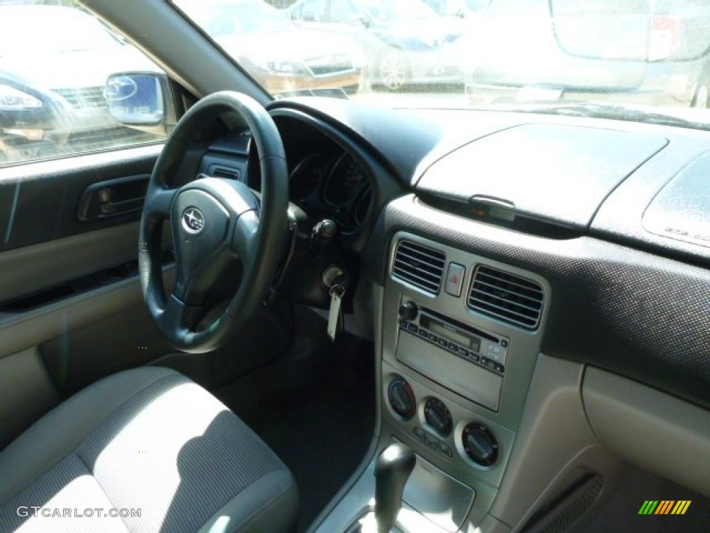 2008 Forester 2.5 X - Steel Silver Metallic / Graphite Gray photo #18