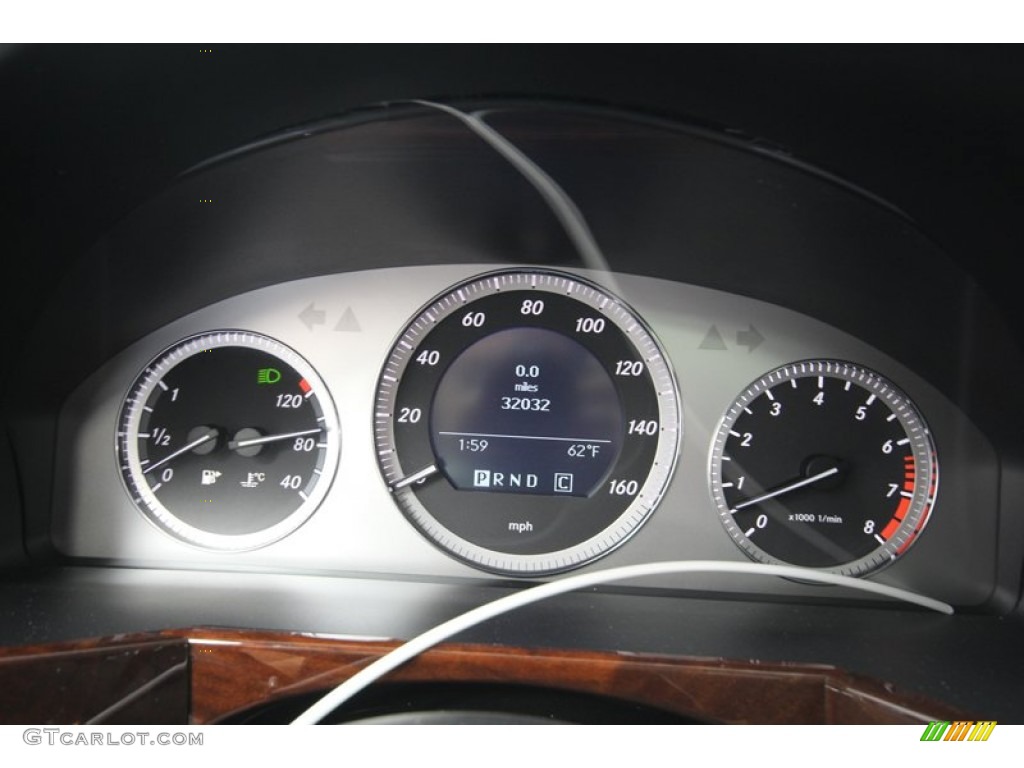 2010 Mercedes-Benz GLK 350 Gauges Photo #80099463