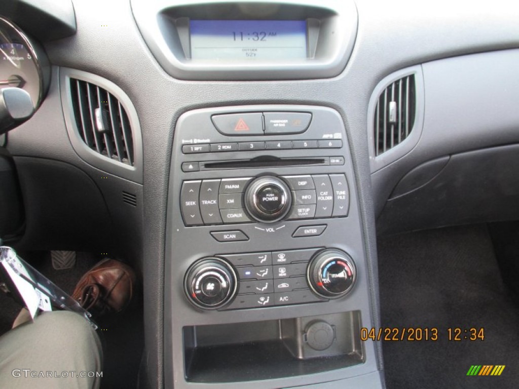 2012 Hyundai Genesis Coupe 2.0T R-Spec Controls Photo #80099581