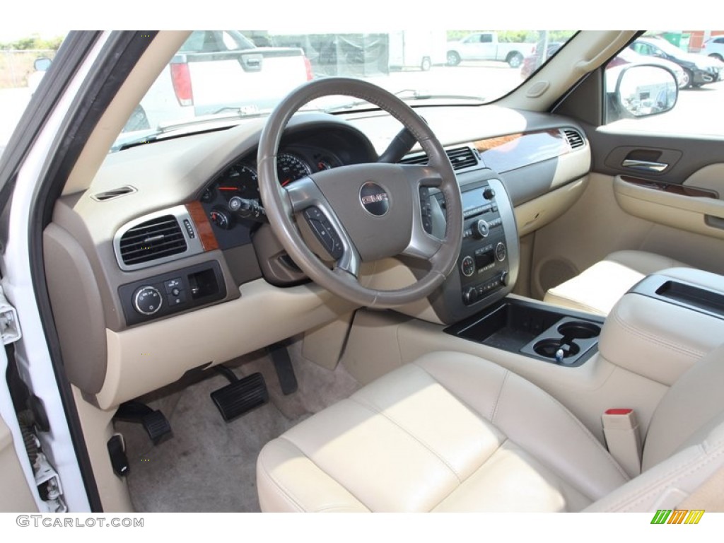 Light Tan Interior 2008 GMC Yukon XL SLT Photo #80100337