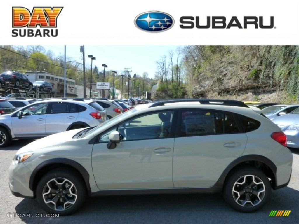 2013 XV Crosstrek 2.0 Premium - Desert Khaki / Black photo #1