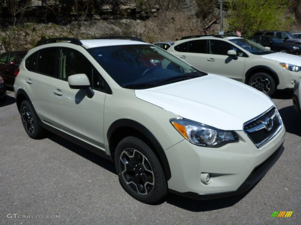 2013 XV Crosstrek 2.0 Premium - Desert Khaki / Black photo #6