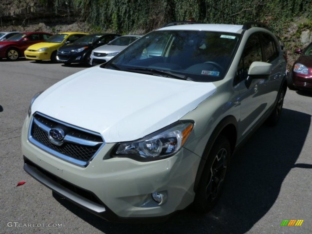 2013 XV Crosstrek 2.0 Premium - Desert Khaki / Black photo #8