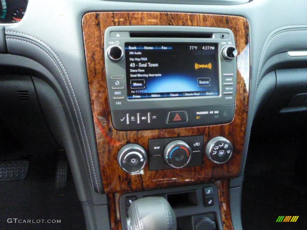 2013 Chevrolet Traverse LT AWD Controls Photo #80102611