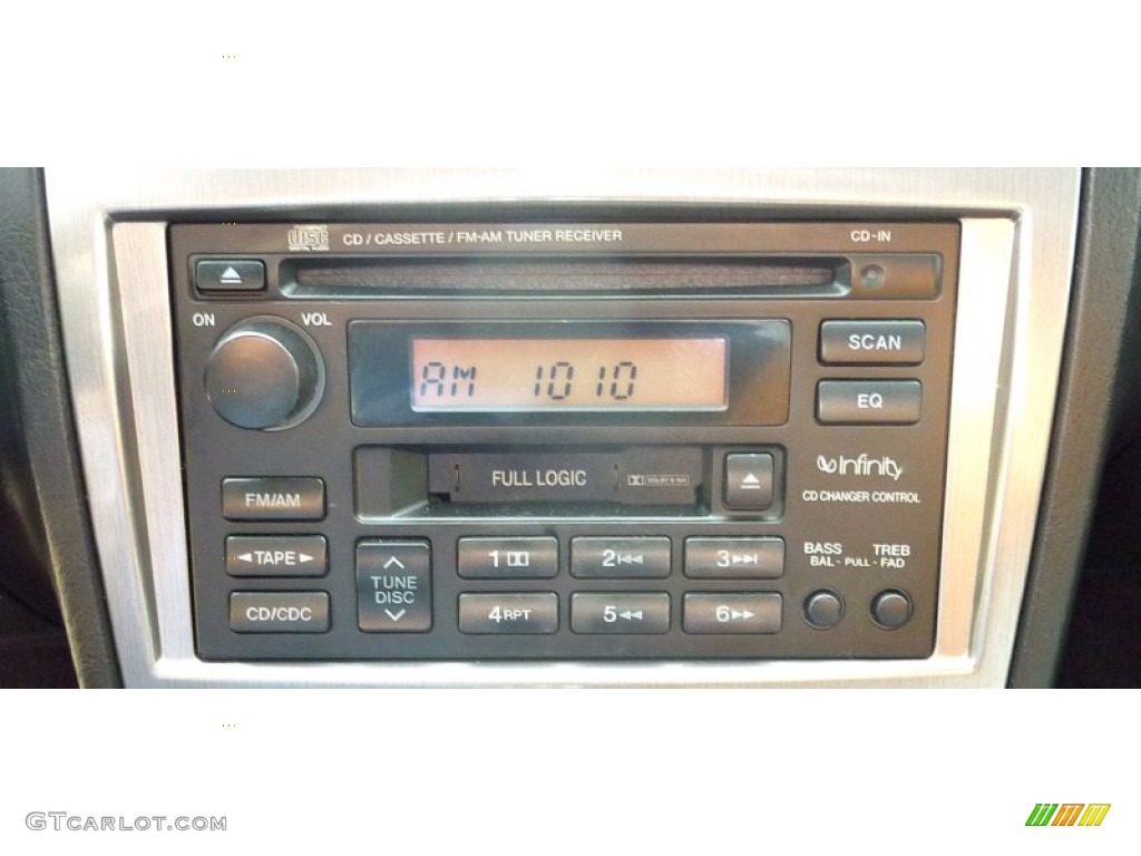 2004 Hyundai Tiburon GT Audio System Photo #80103670