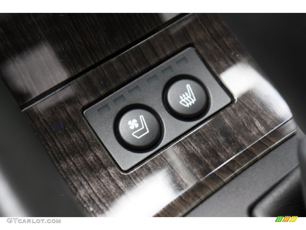 2013 Acura ZDX SH-AWD Controls Photo #80106295